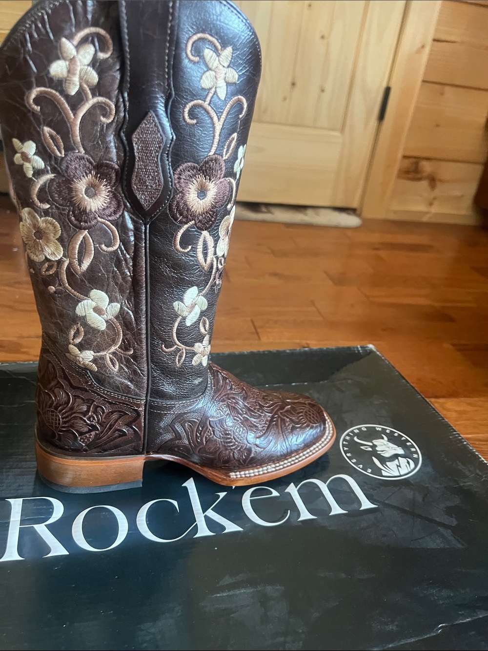 Rock Em Square toe Women's Brown Embroidered Heeled Western Boots